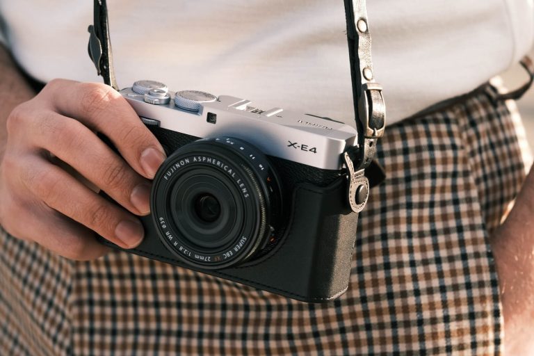 Review Kamera Fujifilm X-E4