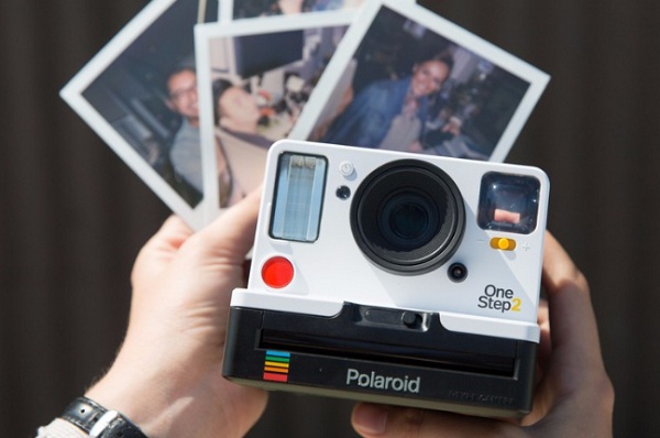 Cara Menggunakan Kamera Polaroid
