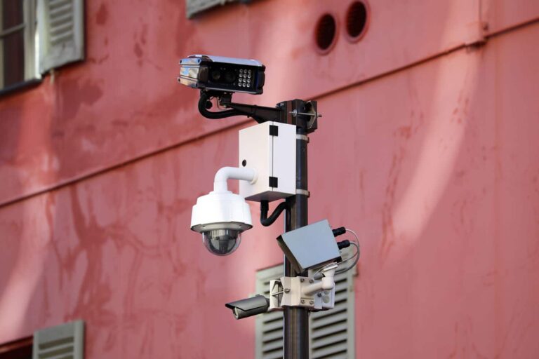 Ketahui 5 Perbedaan CCTV Analog dan IP Camera Berikut Agar Tidak Keliru Memilih!