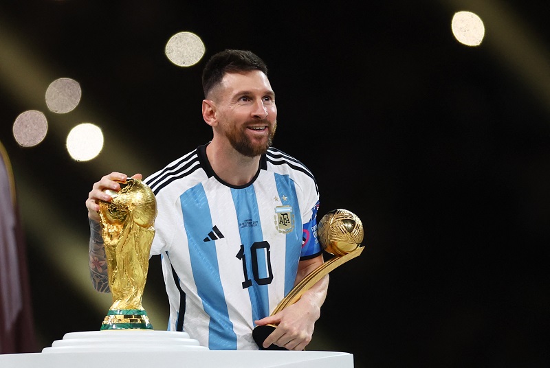Pemain Terbaik Lionel Messi.JPG